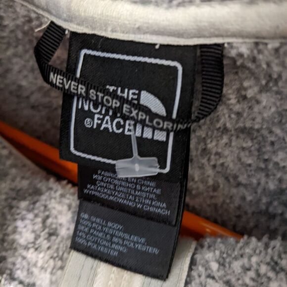 THE NORTH FACE two tone grey and white fleece lined jacket zip pull Small B1 - Picture 3 of 10